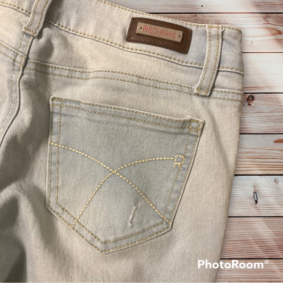 RED JEANS NYC | Light Wash Distressed Skinny Jeans - Picture 3 of 6